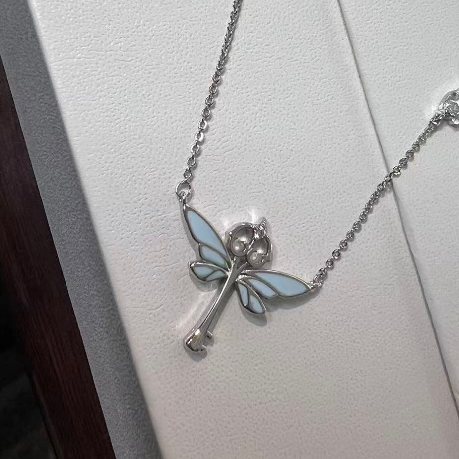 Collar Llave Mariposa Azul Luminosa