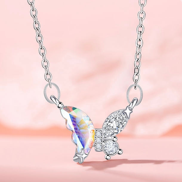 Collar Sueño Celestial de Mariposa